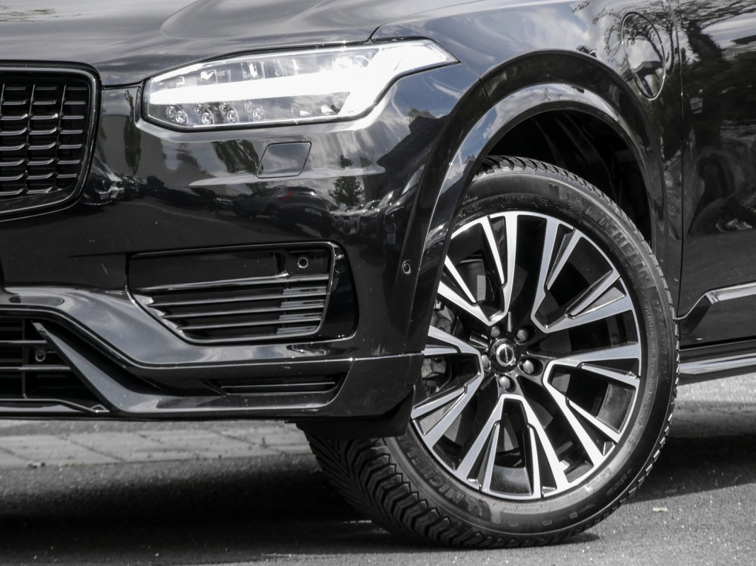 Volvo XC90 T8 Recharge AWD - SUV/Off-road - Schwarz - Gebrauchtwagen - Bild 6