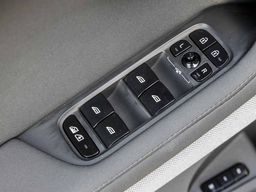 Polestar 2 Long Range - Limousine - Grau - Gebrauchtwagen - Bild 13