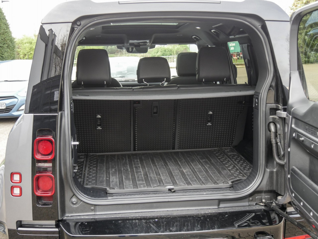 Land Rover Defender - SUV/Off-road - Grau - Gebrauchtwagen - Bild 10