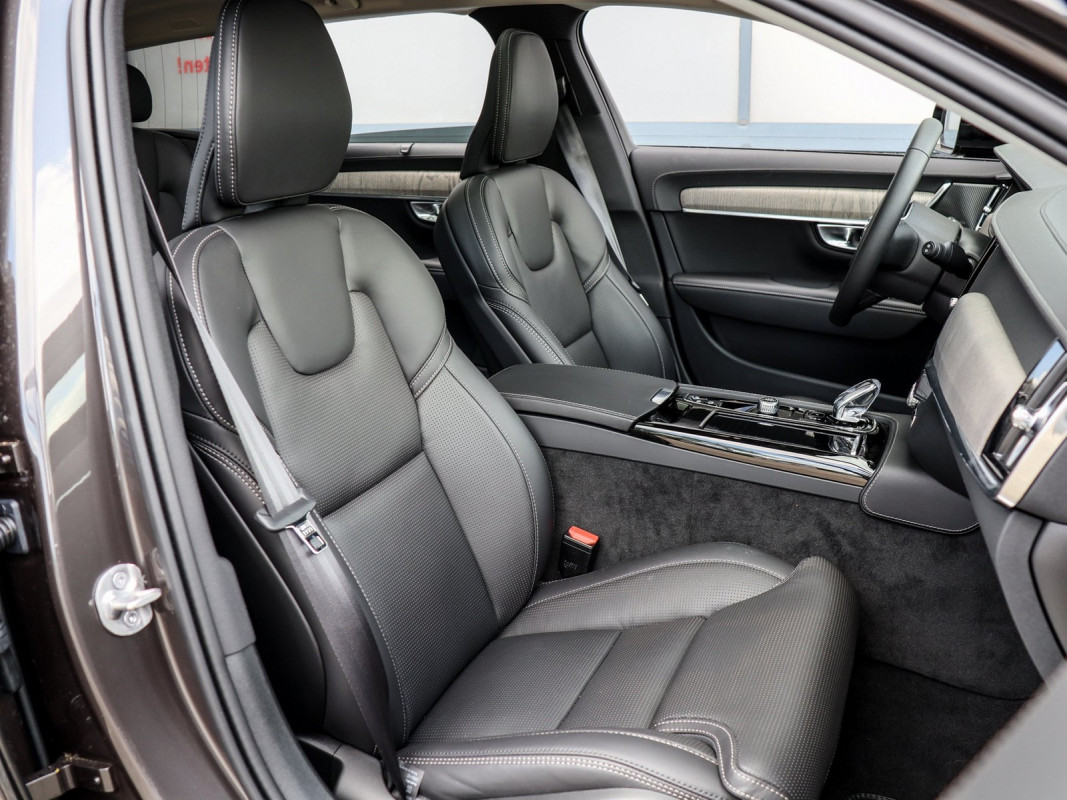 Volvo V90 Kombi - Kombi - Grau - Gebrauchtwagen - Bild 7