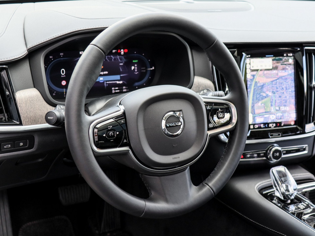 Volvo V90 Kombi - Kombi - Grau - Gebrauchtwagen - Bild 10