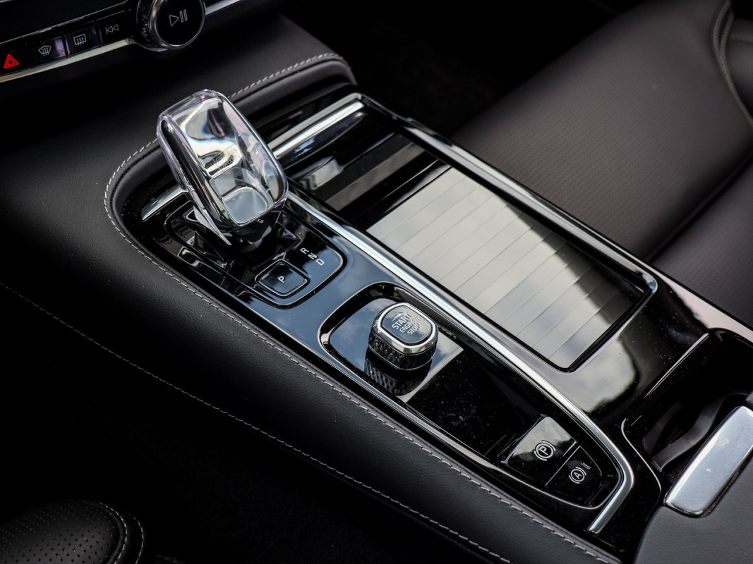 Volvo V90 Kombi - Kombi - Grau - Gebrauchtwagen - Bild 11