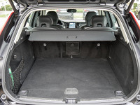 Volvo XC60 B4 Diesel - SUV/Off-road - Schwarz - Gebrauchtwagen - Bild 13