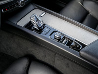 Volvo XC60 B5 Diesel AWD - SUV/Off-road - Schwarz - Gebrauchtwagen - Bild 11