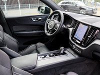 Volvo XC60 T6 Recharge Plug-In Hybrid - SUV/Off-road - Schwarz - Gebrauchtwagen - Bild 3