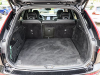 Volvo XC60 T6 Recharge Plug-In Hybrid - SUV/Off-road - Schwarz - Gebrauchtwagen - Bild 12