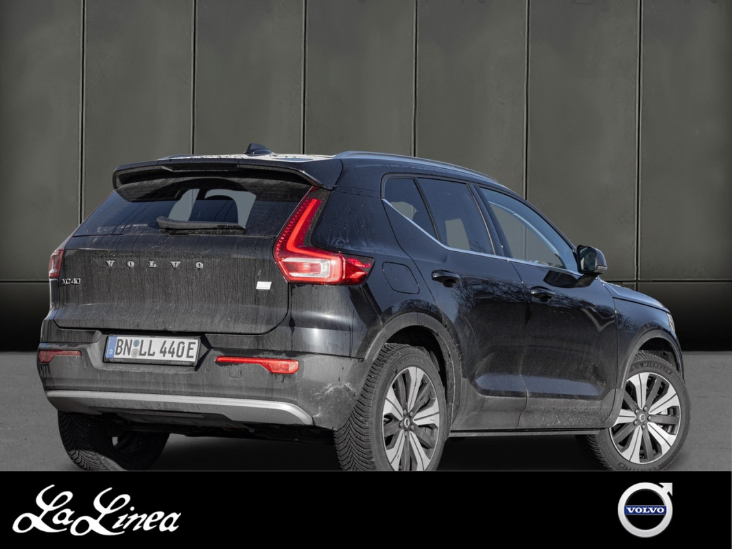 Volvo XC40 T5 Recharge Plug-In Hybrid - SUV/Off-road - Schwarz - Gebrauchtwagen - Bild 2