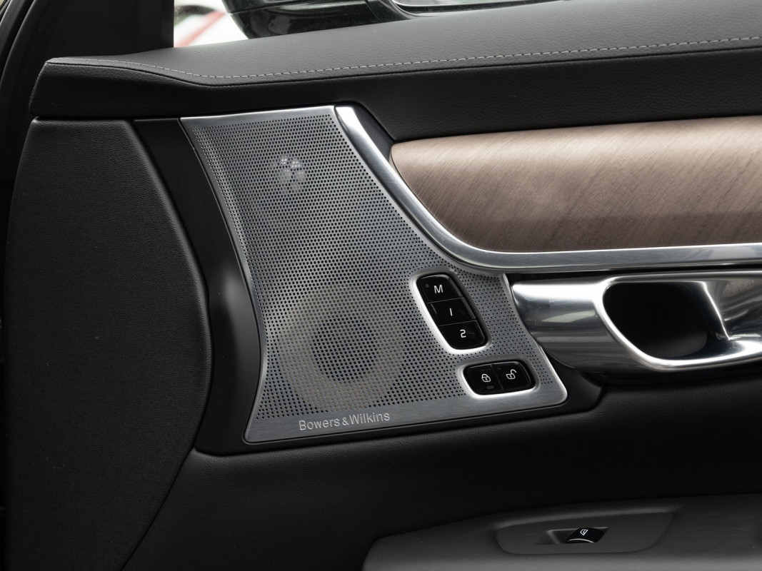 Volvo V90 T8 AWD - Kombi - Grau - Gebrauchtwagen - Bild 10