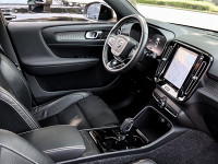 Volvo XC40 Recharge P8 - SUV/Off-road - Silber - Gebrauchtwagen - Bild 3