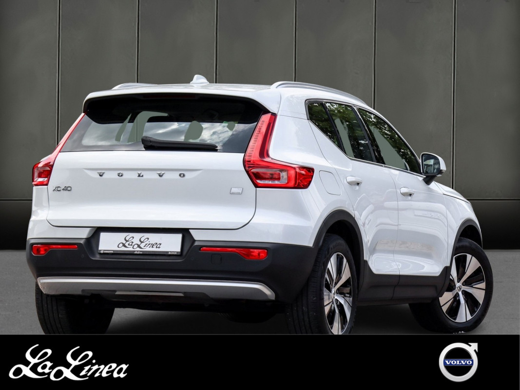 Volvo XC40 T4 Aut. - SUV/Off-road - Weiss - Gebrauchtwagen - Bild 2
