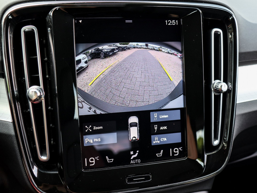 Volvo XC40 T4 Aut. - SUV/Off-road - Weiss - Gebrauchtwagen - Bild 13