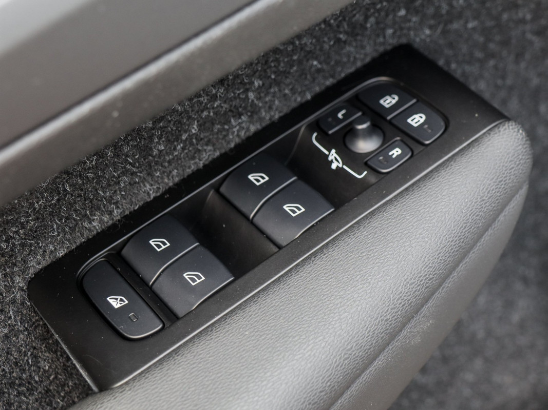 Volvo XC40 T4 Aut. - SUV/Off-road - Weiss - Gebrauchtwagen - Bild 14