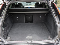 Volvo XC60 T8 Recharge AWD - SUV/Off-road - Schwarz - Gebrauchtwagen - Bild 12