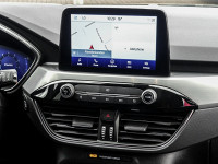 Ford Kuga Titanium 1,5 l EcoBoost 150 PS - SUV/Off-road - Silber - Gebrauchtwagen - Bild 9