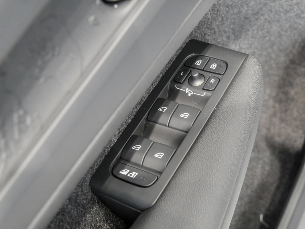 Volvo C40 Recharge Pure Electric Twin Plus AWD - SUV/Off-road - Blau - Gebrauchtwagen - Bild 13