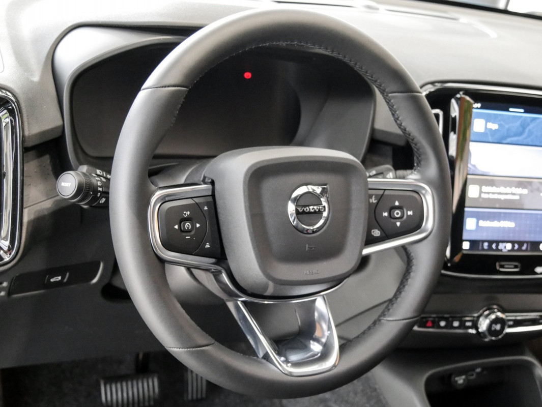 Volvo C40 Recharge Pure Electric Twin Plus AWD - SUV/Off-road - Blau - Gebrauchtwagen - Bild 14