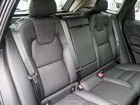 Volvo XC60 B4 Diesel - SUV/Off-road - Schwarz - Gebrauchtwagen - Bild 5