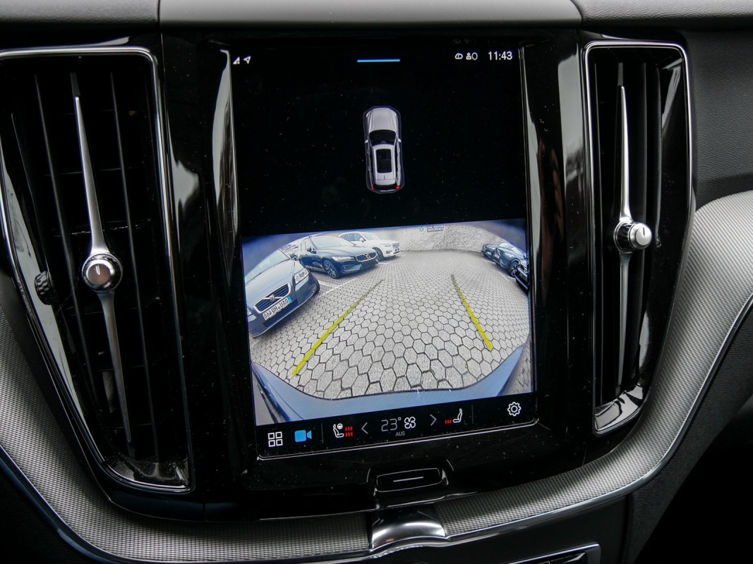 Volvo XC60 B4 Diesel - SUV/Off-road - Schwarz - Gebrauchtwagen - Bild 13