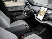 Volvo EX30 Single Motor Extended Range - SUV/Off-road - Gelb - Gebrauchtwagen - Bild 3