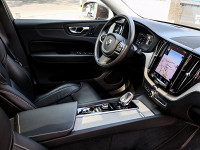 Volvo XC60 T8 AWD Recharge - SUV/Off-road - Grau - Gebrauchtwagen - Bild 3