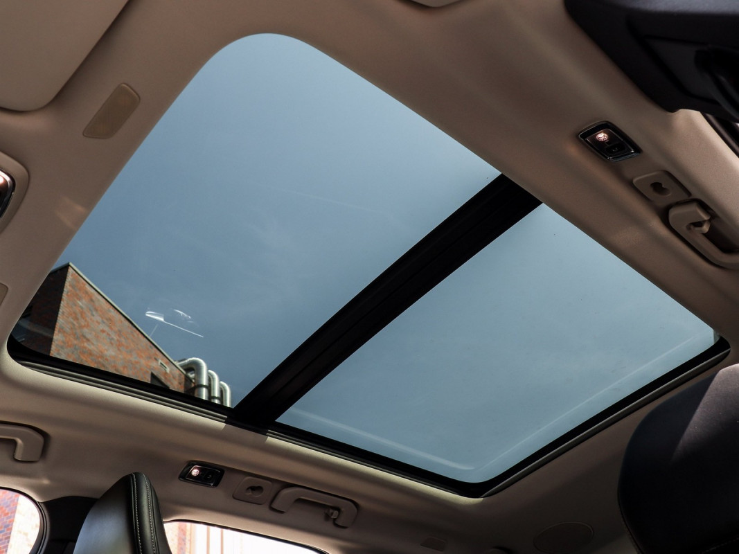 Volvo XC60 T8 AWD Recharge - SUV/Off-road - Grau - Gebrauchtwagen - Bild 13