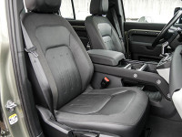 Land Rover Defender 110 D240 S - Winterpaket - Pano - AHK - SUV/Off-road - Grün - Gebrauchtwagen - Bild 6