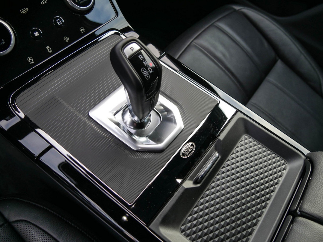 Land Rover Range Rover Evoque P300e - SUV/Off-road - Bronze - Gebrauchtwagen - Bild 9