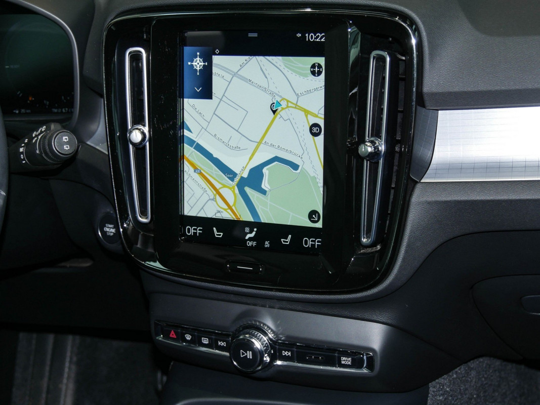 Volvo XC40 - SUV/Off-road - Schwarz - Gebrauchtwagen - Bild 9