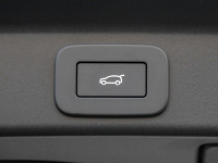 Jaguar F-PACE D200 R-Dynamic Black - Fahrassistenz-Paket - Anhängerkupplung - SUV/Off-road - Silber - Gebrauchtwagen - Bild 15