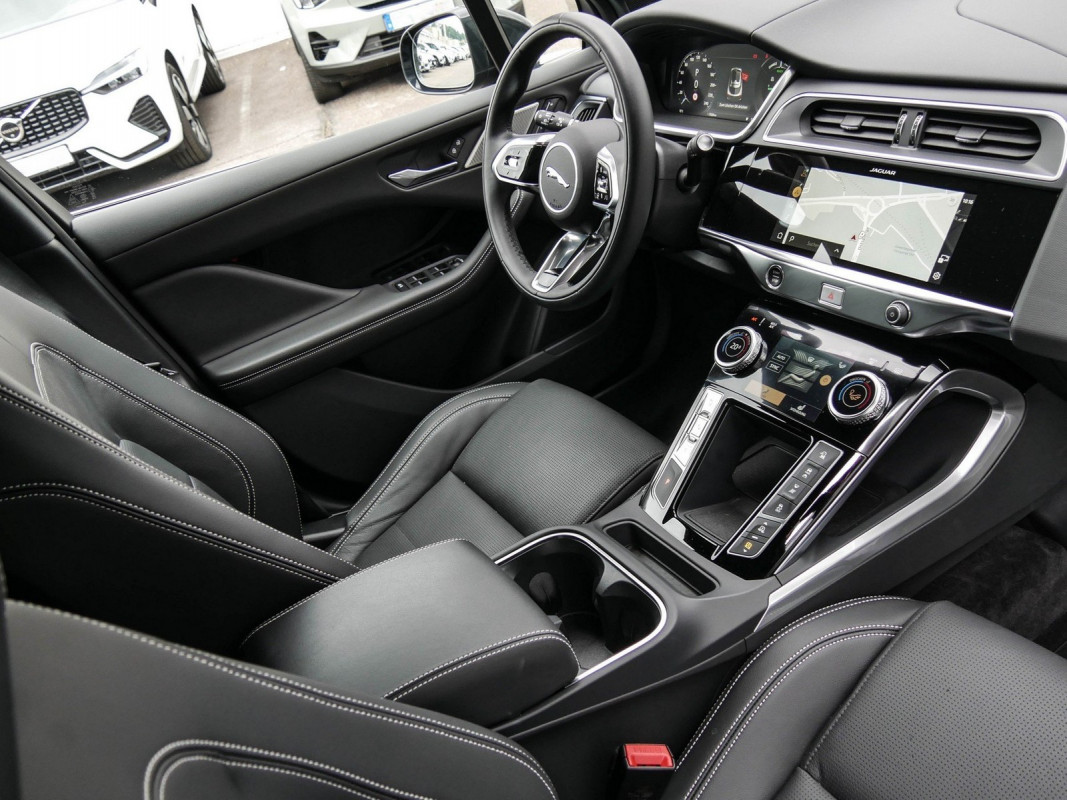 Jaguar I-PACE EV400 R-Dyn. SE UPE: 100.161,- inkl. Bereitstellungskosten - SUV/Off-road - Schwarz - Gebrauchtwagen - Bild 3
