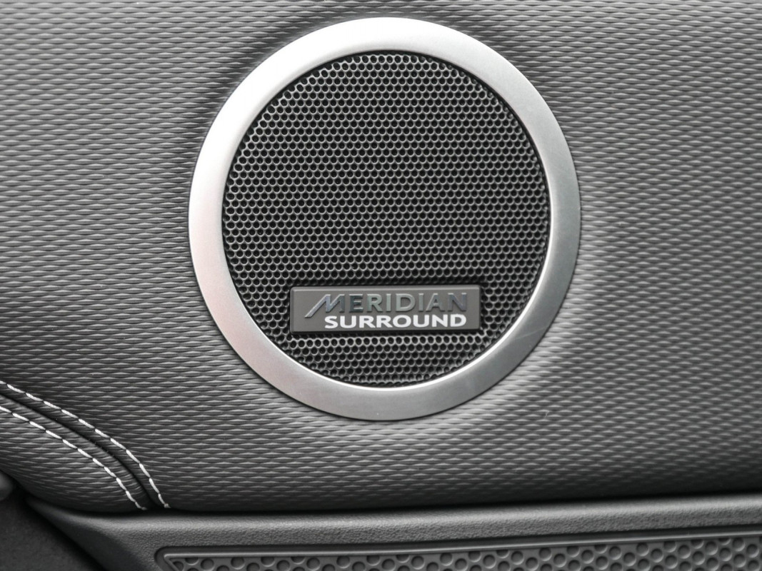 Land Rover Discovery D250 AWD R-Dynamic SE, AHK, Pano - SUV/Off-road - Grau - Gebrauchtwagen - Bild 13