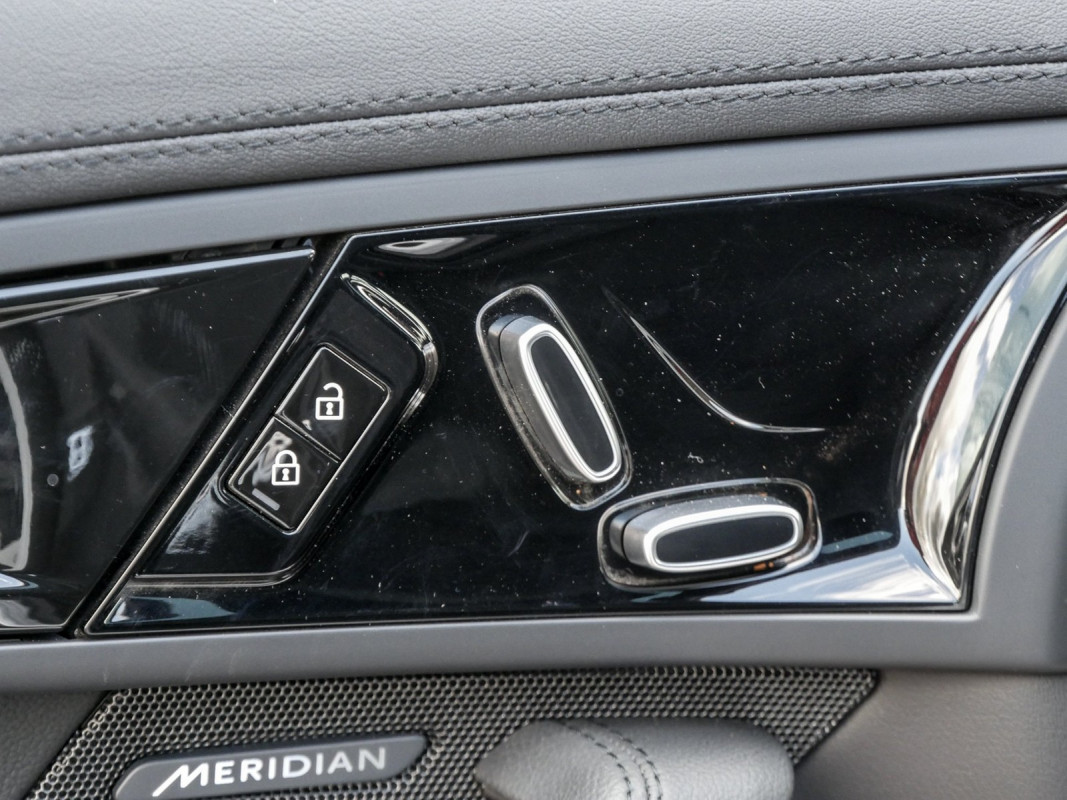 Jaguar F-TYPE Coupe - Sportwagen/Coupé - Weiss - Neuwagen - Bild 12