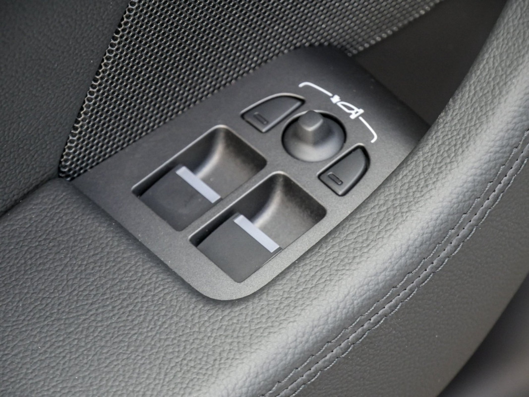 Jaguar F-TYPE Coupe - Sportwagen/Coupé - Weiss - Neuwagen - Bild 14