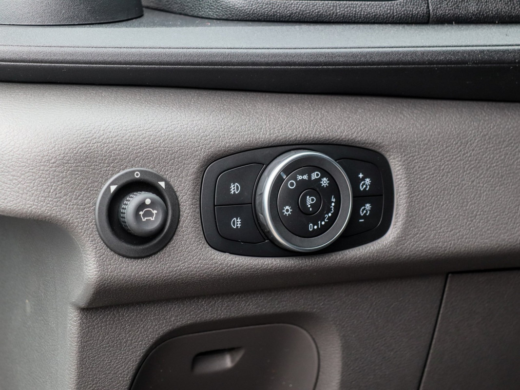 Ford Transit Kastenwagen - Nutzfahrzeug - Weiss - Tageszulassung - Bild 10