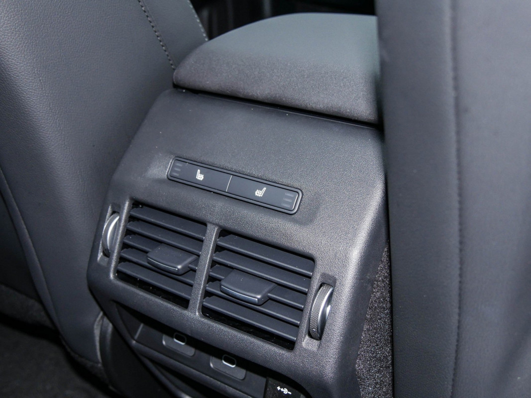 Land Rover Discovery Sport D200 AWD Dynamic SE - SUV/Off-road - Grau - Neuwagen - Bild 15