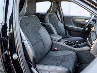 Volvo C40 Recharge Pure Electric 2WD - SUV/Off-road - Schwarz - Gebrauchtwagen - Bild 7