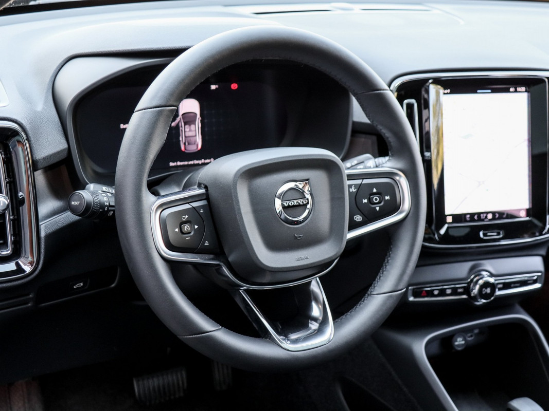 Volvo C40 Recharge Pure Electric 2WD - SUV/Off-road - Schwarz - Gebrauchtwagen - Bild 10