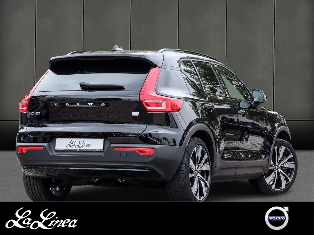Volvo XC40 P8 Recharge - SUV/Off-road - Schwarz - Gebrauchtwagen - Bild 2