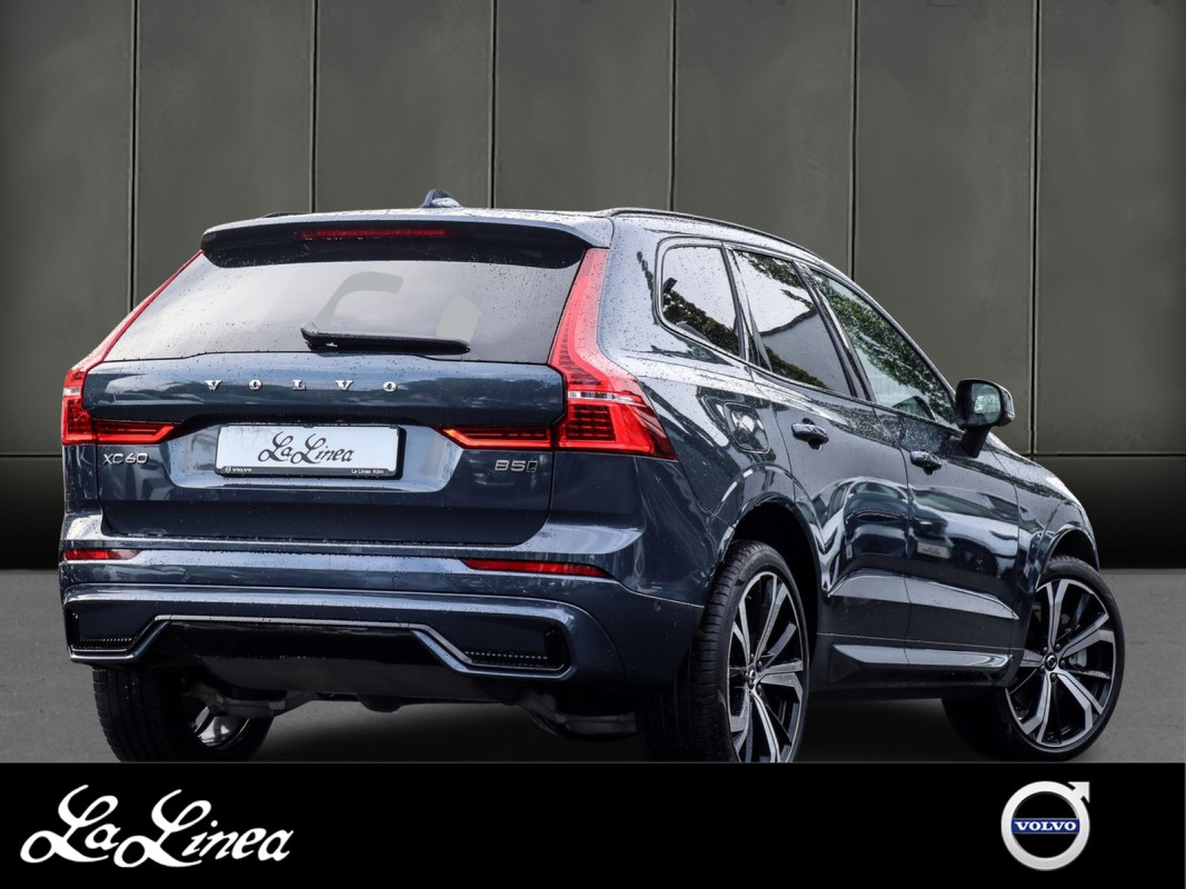 Volvo XC 60 B5 (B) AWD - SUV/Off-road - Blau - Gebrauchtwagen - Bild 2