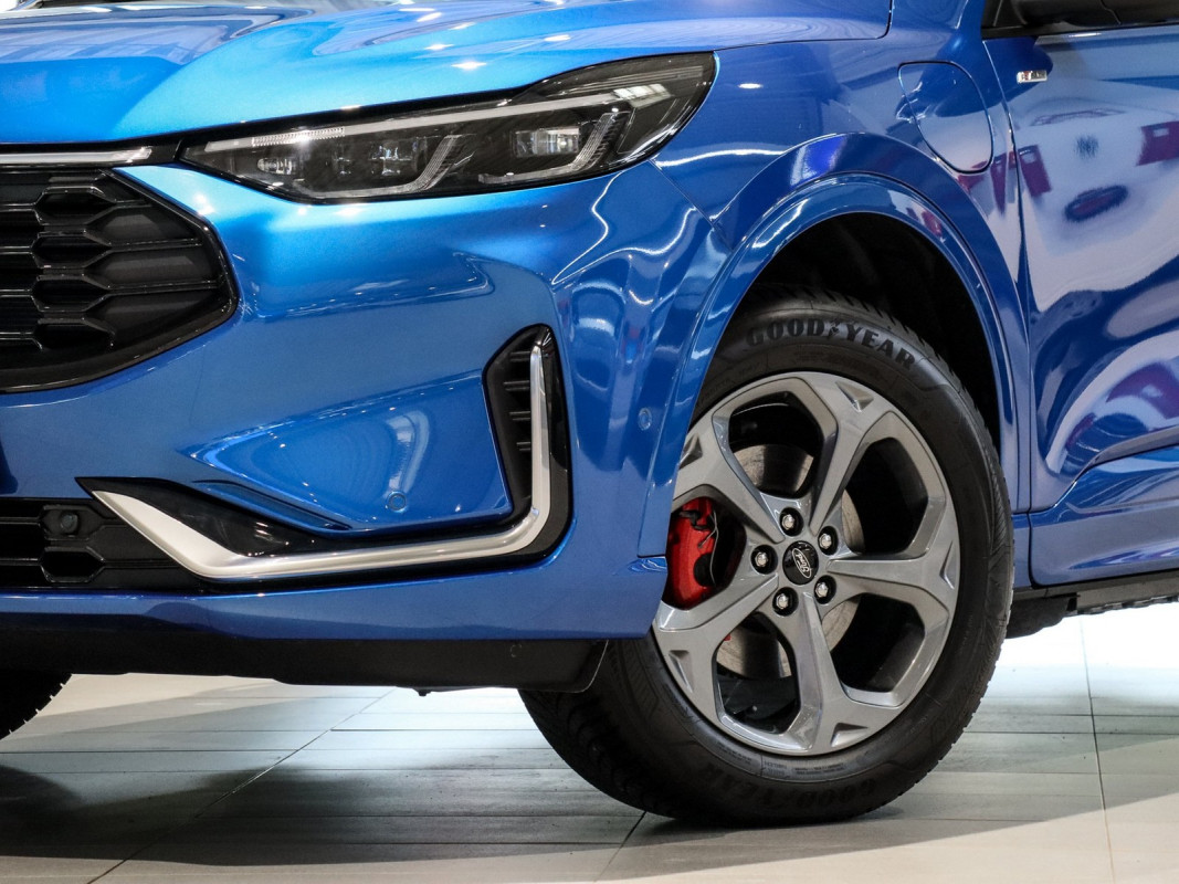 Ford Kuga - SUV/Off-road - Blau - Neuwagen - Bild 5