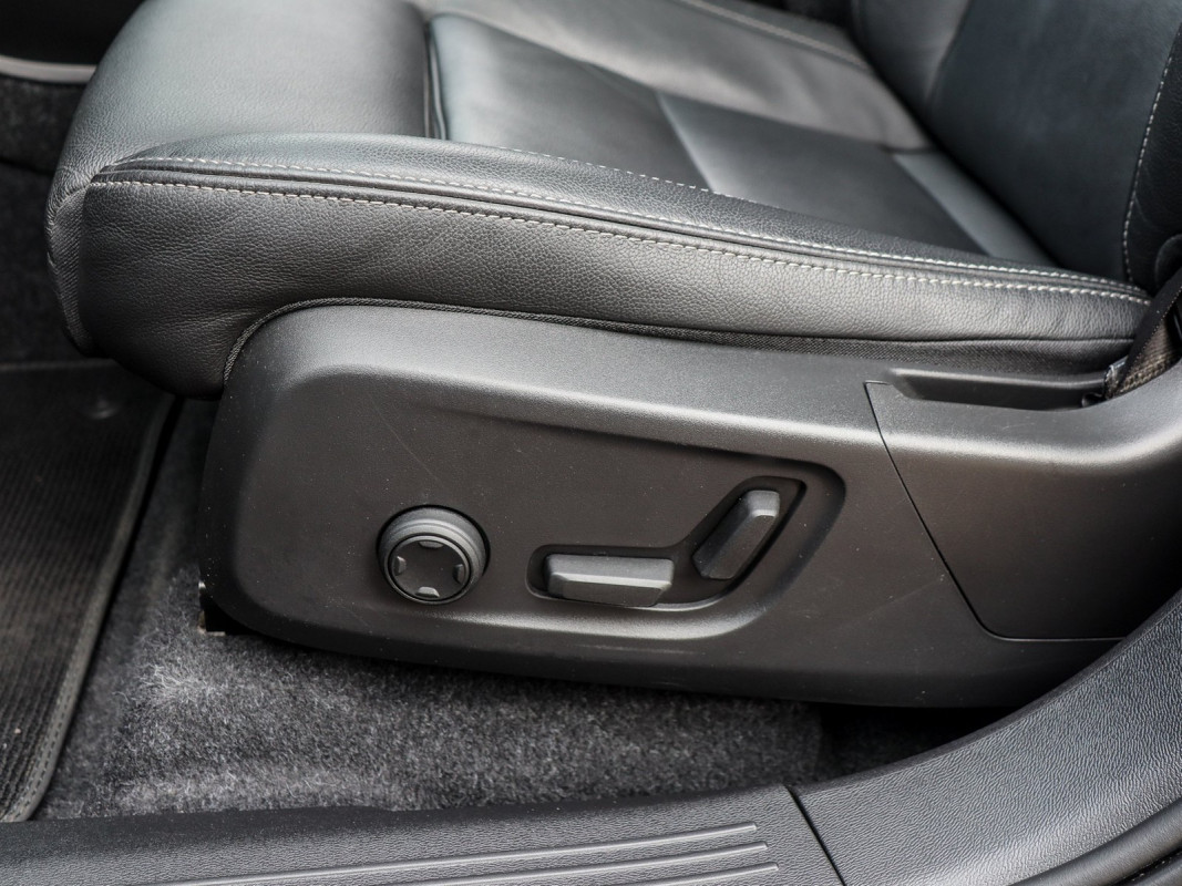 Volvo XC40 P8 Recharge - SUV/Off-road - Grau - Gebrauchtwagen - Bild 15