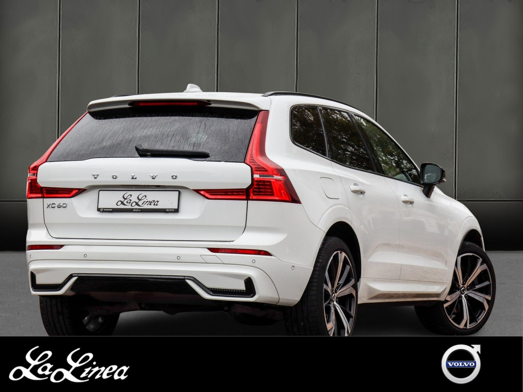 Volvo XC60 B4 Diesel AWD - SUV/Off-road - Weiss - Gebrauchtwagen - Bild 2