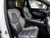 Volvo XC60 B4 Diesel AWD - SUV/Off-road - Weiss - Gebrauchtwagen - Bild 7